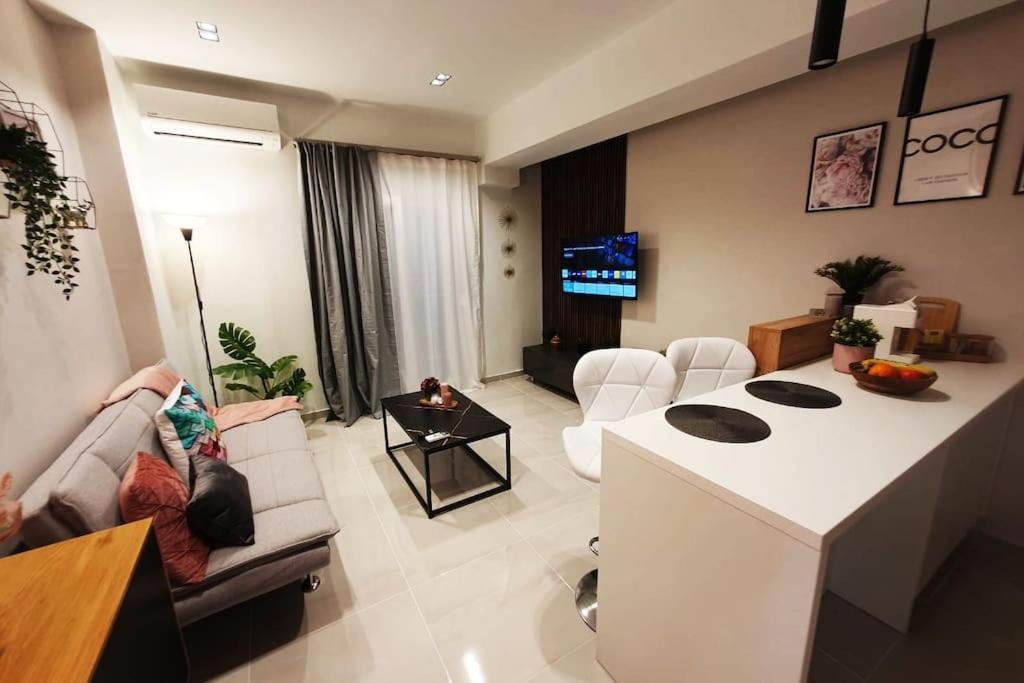Pleasantstay City Appartement テッサロニキ エクステリア 写真